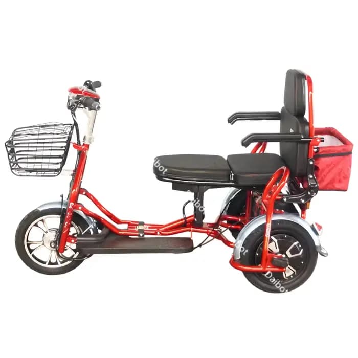 Scooter électrique pliant à 3 roues pour le transport 180 °   Tricycle électrique adulte Senior 350w
