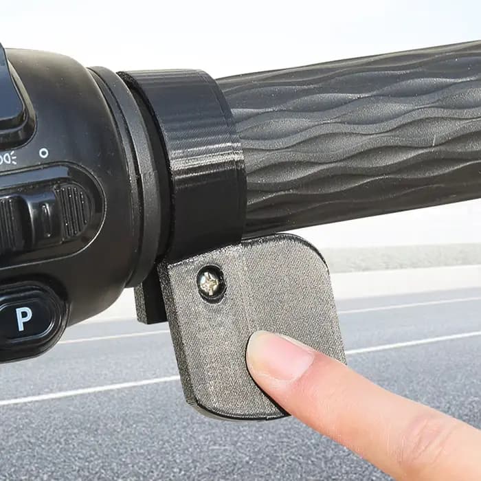 Accélérateur de pouce pour moto et scooter électrique