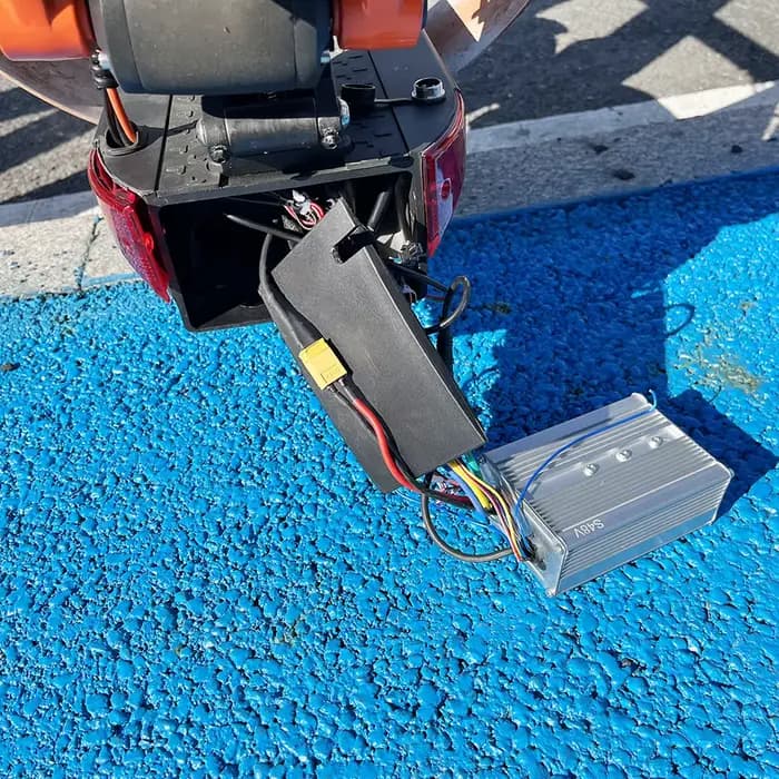 Alarme antivol cachée universelle adaptée aux scooters électriques