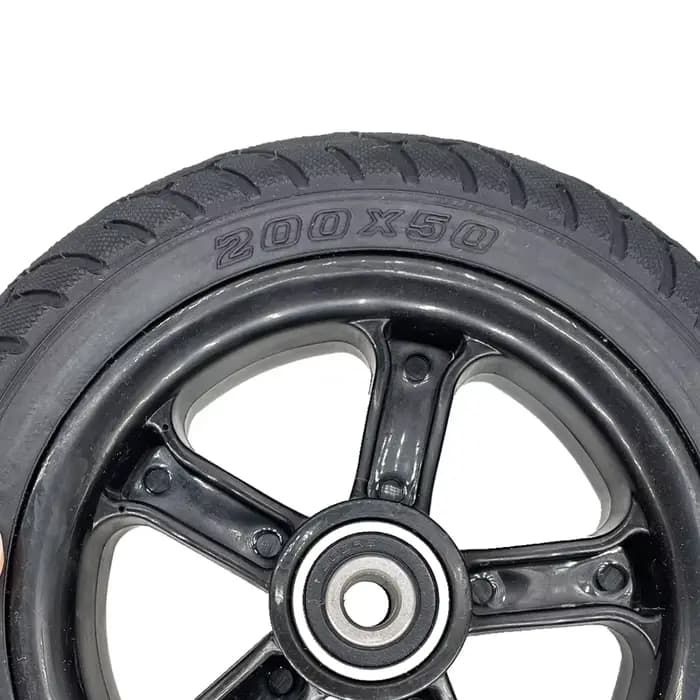 Roue Solide de 8 Pouces