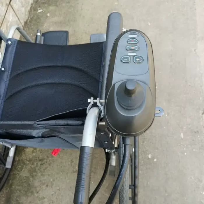 Accessoires pour fauteuil roulant électrique