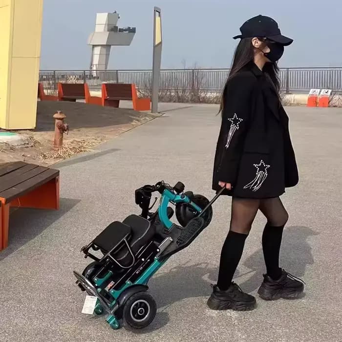 Mini Tricycle électrique de 8 pouces pour adultes pliant avec panier 300W 3 roues Scooter