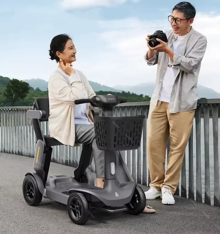 Scooter de mobilité pliable de voyage pour personnes âgées handicapées 4 roues avec siège Intelligen batterie amovible