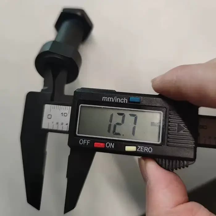 Manchon de fixation rapide pour axe de roue arrière de fauteuil roulant de sport