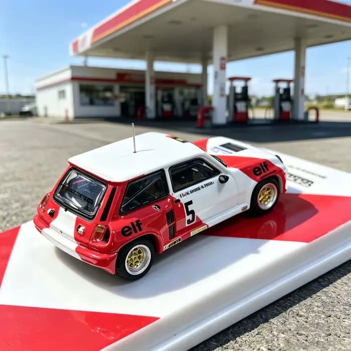Tarmac Works 1:64 Renault 5 Turbo Rallye Voiture de rallye 1982 Modèle de voiture en alliage