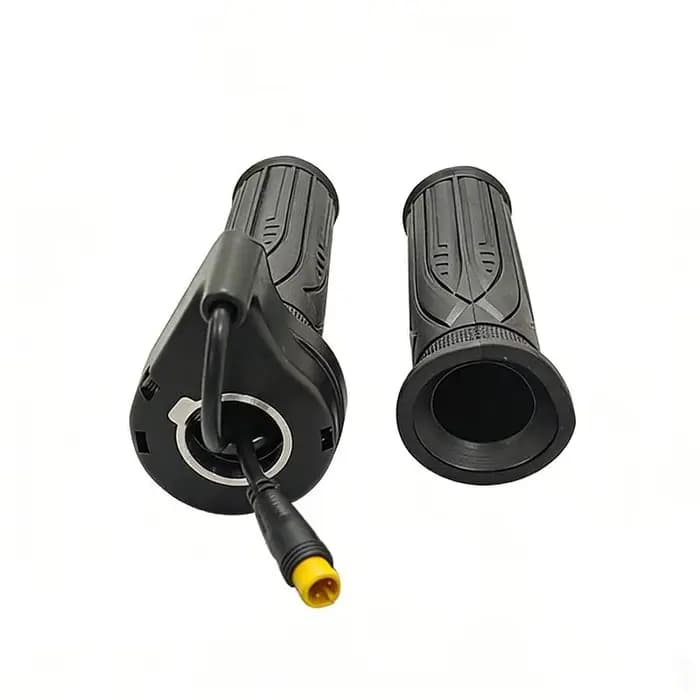 Poignées d'accélérateur pour trottinette électrique