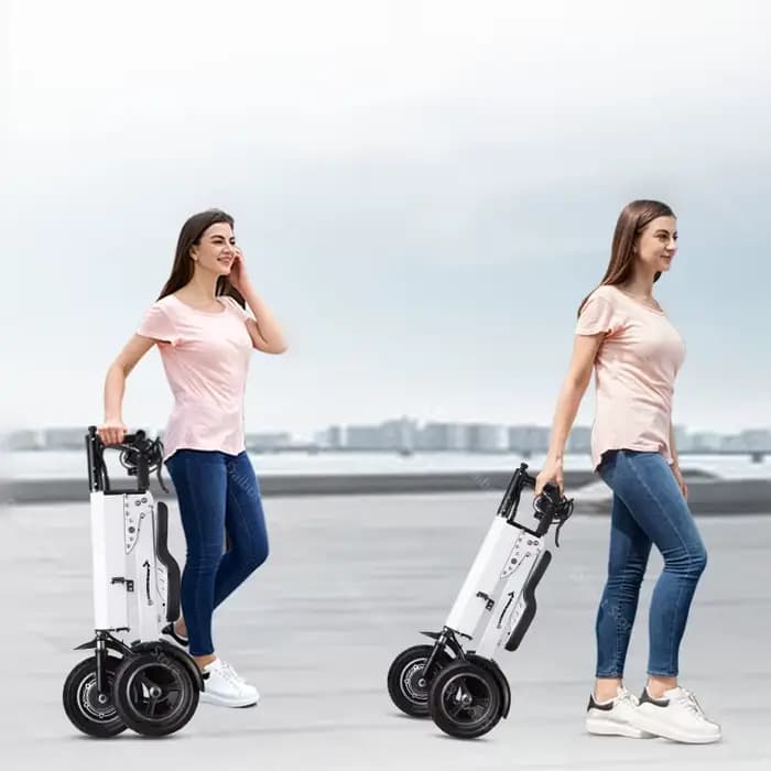 Nouveau Scooter électrique adulte pliant à 3 roues avec siège 36V 350W Tricycle