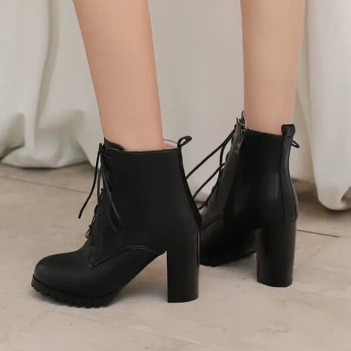 Bottines à talons hauts pour femmes, bottes de moto à plateforme, talons épais, bottes d'équitation à lacets, chaussures de fête pour dames, automne et hiver
