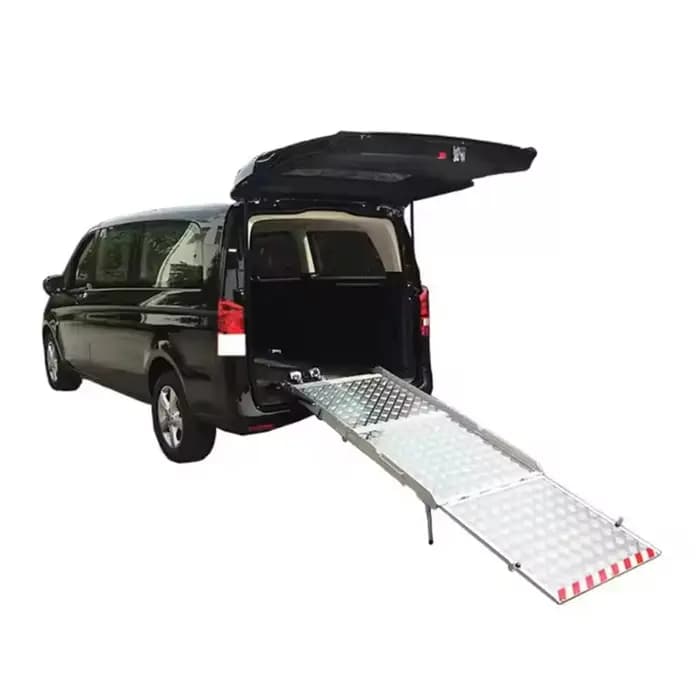 Rampe de levage manuelle en aluminium pour fauteuil roulant de voiture