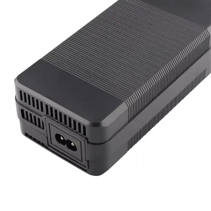 Chargeur de batterie au plomb 24V 5A pour fauteuil roulant électrique 28.8V