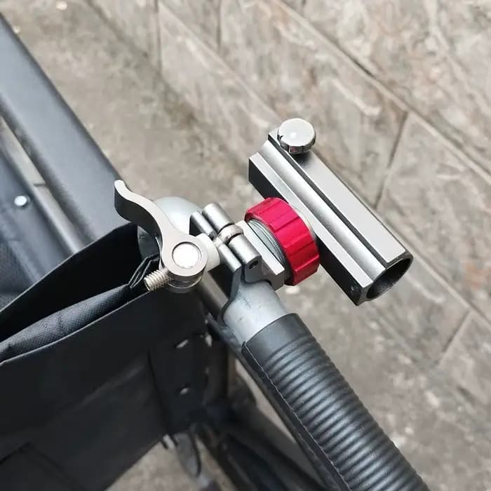 Support de contrôleur de fauteuil roulant électrique