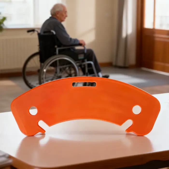 Planche de transfert et planche à glissière pour personnes âgées